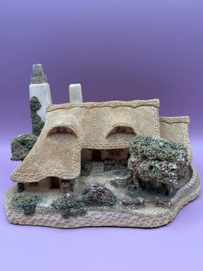 David Winter Cottage "Orchard Cottage" from the West Country Collection